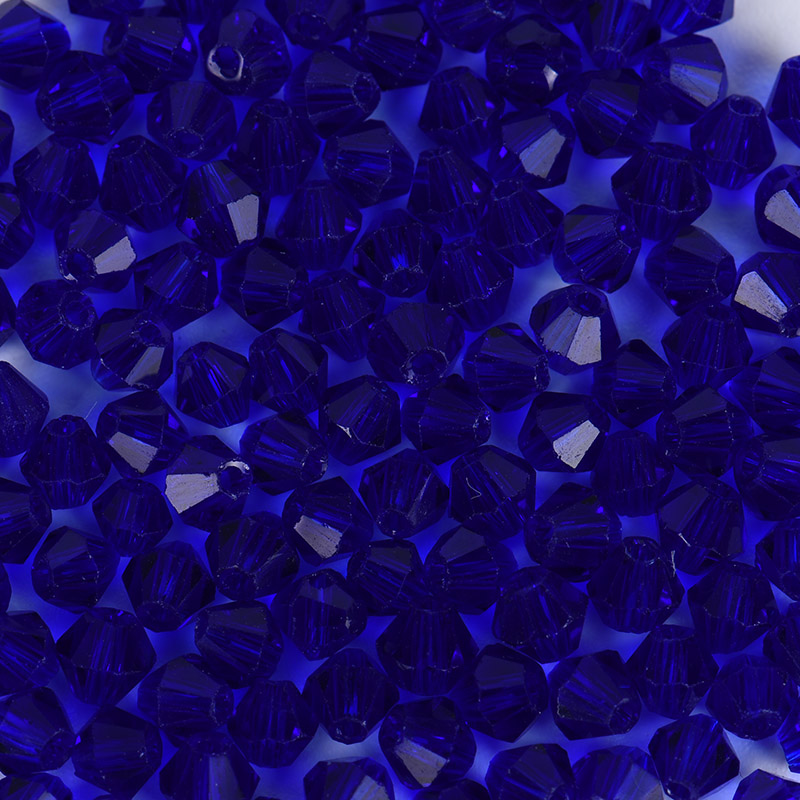 3mm glass diamond-shaped beads - Image 3