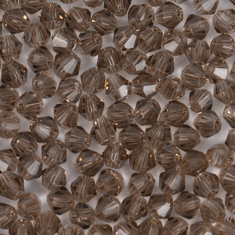 3mm glass diamond-shaped beads