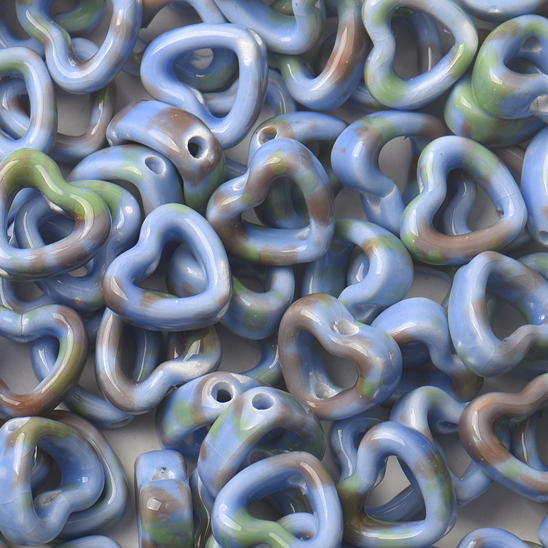 14mm hollow heart ceramic beads - Image 7