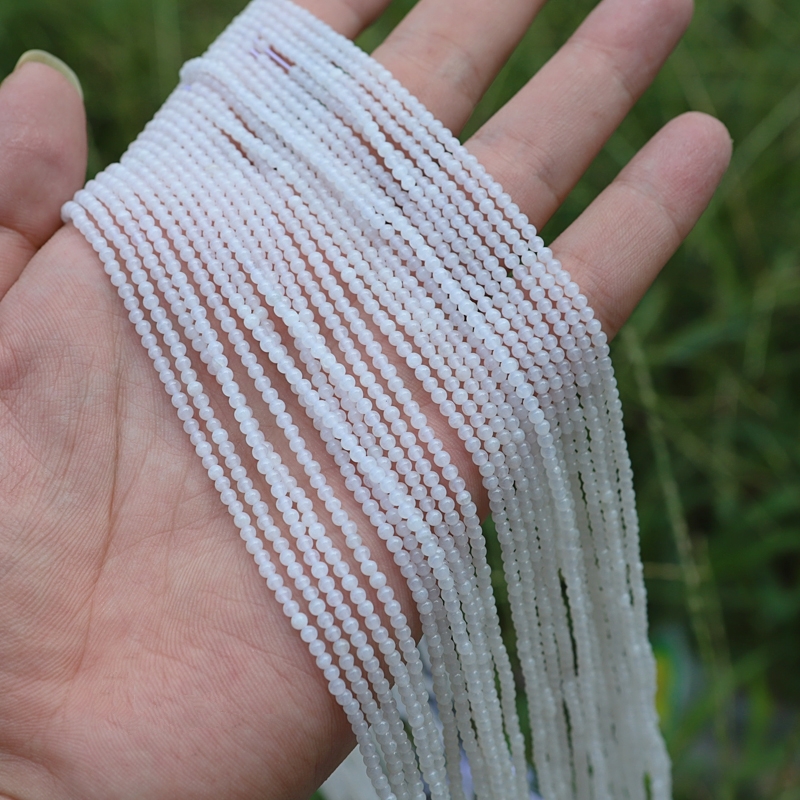 2-3mm White-Chalcedony Beads