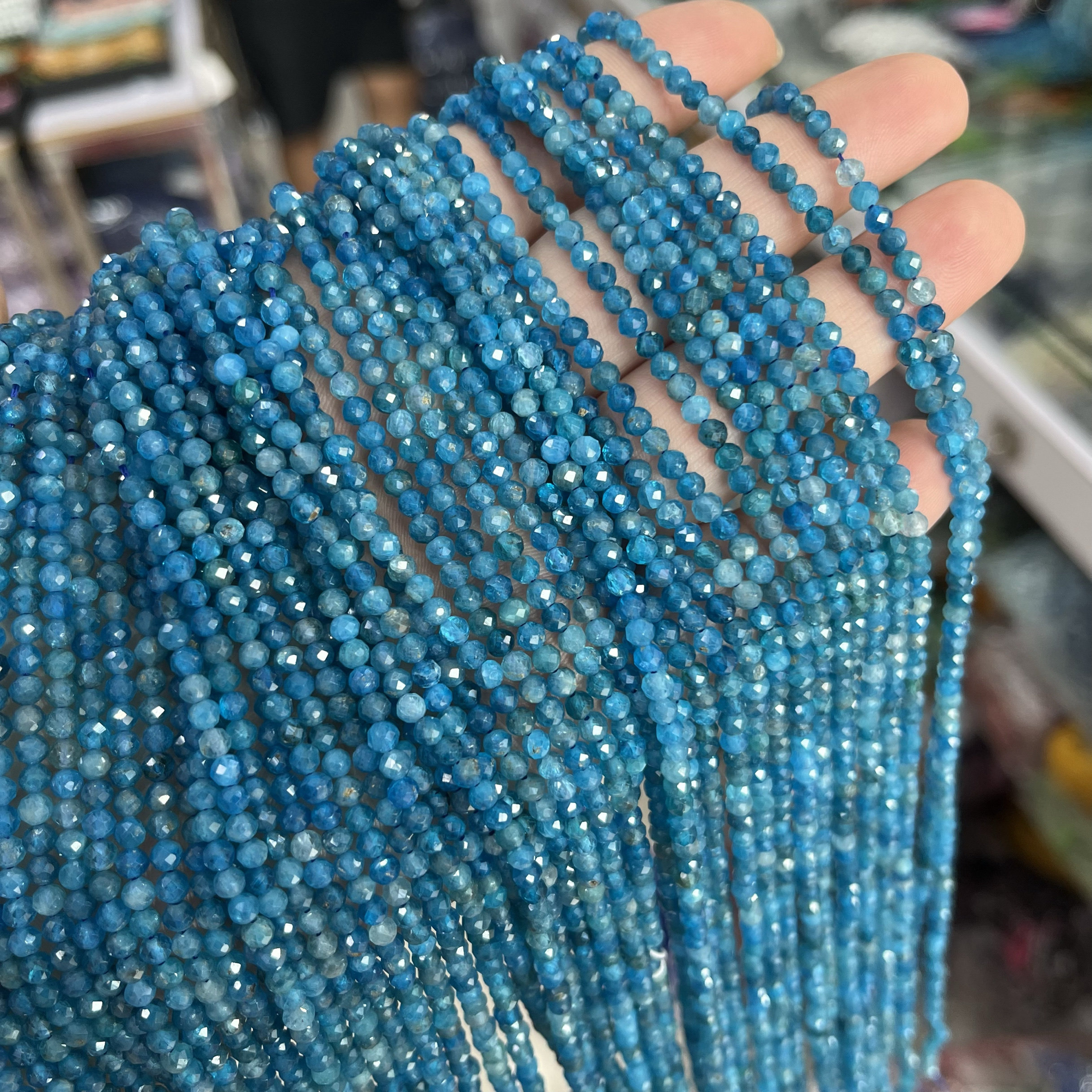2-3mm Blue-Apatite Faceted Beads